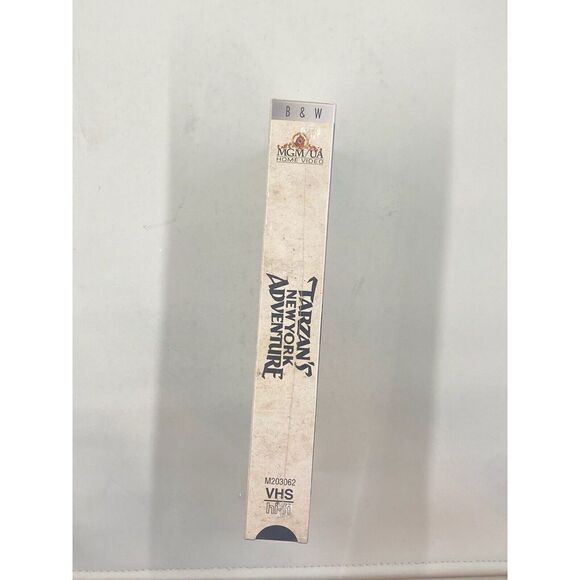 Vintage Factory Sealed VHS Tarzan's New York Adventure Johnny Weissmuller - Picture 3 of 6